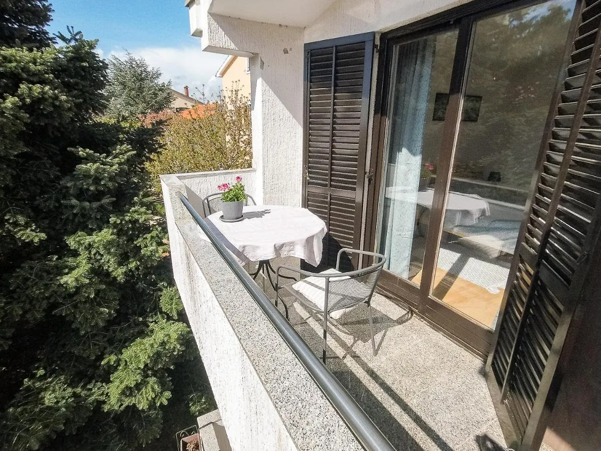 Apartment Maja Medulin